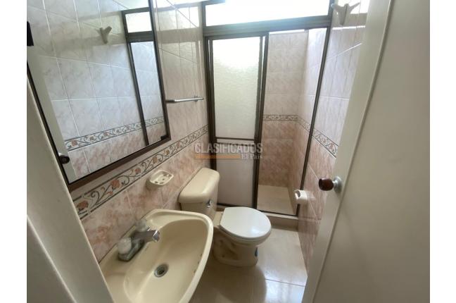 Apartamentos, Alquiler, Miraflores - $1.600.000