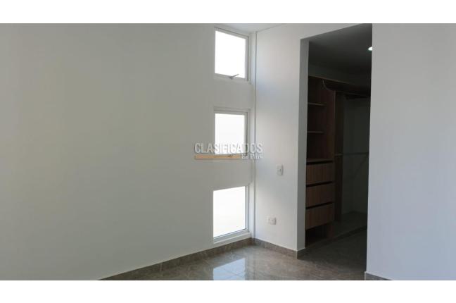 Apartamentos, Alquiler, Ciudad Pacifica - $1.700.000