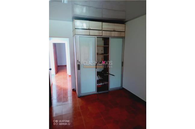Casas, Alquiler, Calipso - $950.000