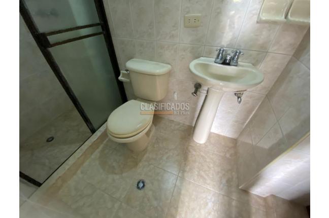 Apartamentos, Alquiler, La Hacienda - $2.000.000