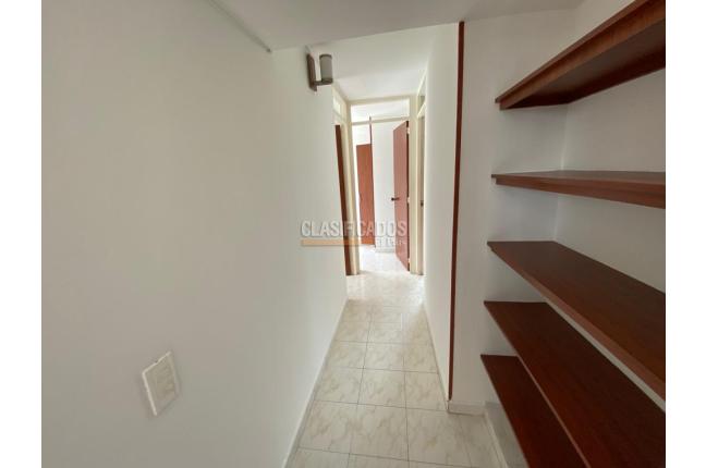 Apartamentos, Alquiler, La Hacienda - $2.000.000