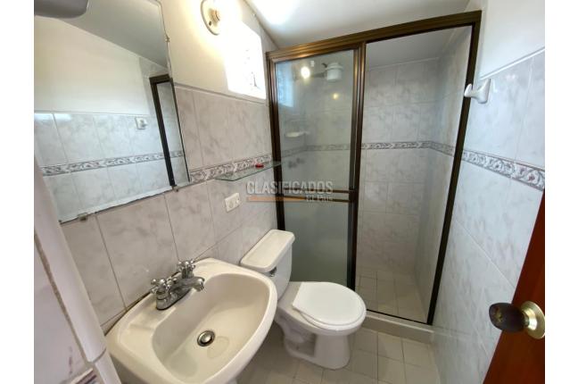 Apartamentos, Alquiler, La Hacienda - $2.000.000