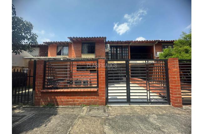 Casas, Venta en Valle del Lili