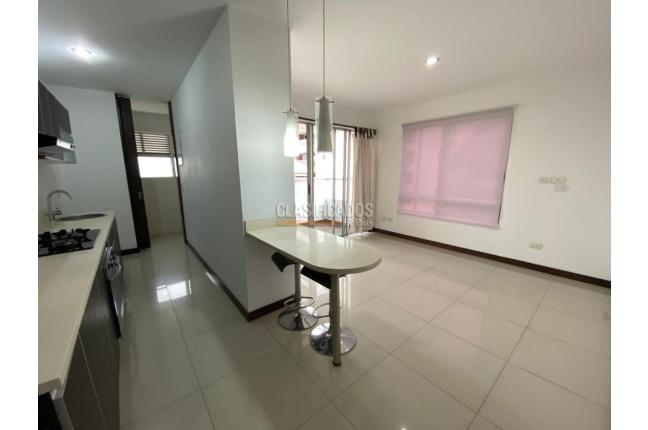 Apartaestudios, Alquiler, Chipichape - $2.400.000