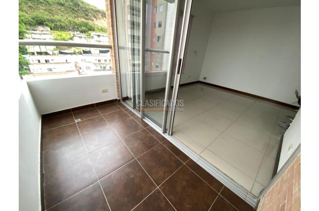 Apartaestudios, Alquiler, Chipichape - $2.400.000