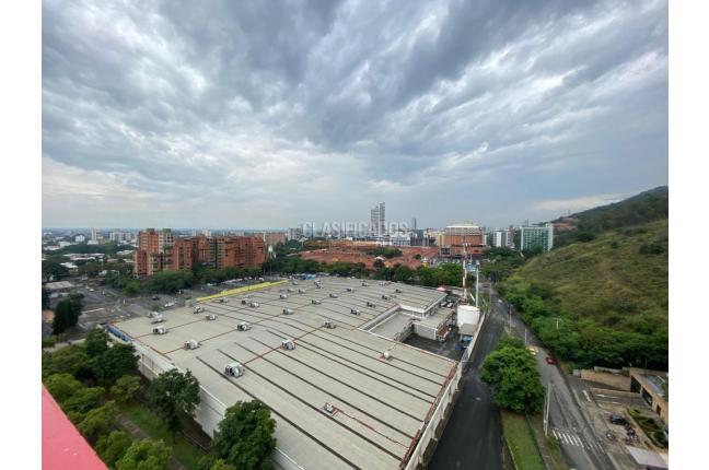 Apartaestudios, Alquiler, Chipichape - $2.400.000