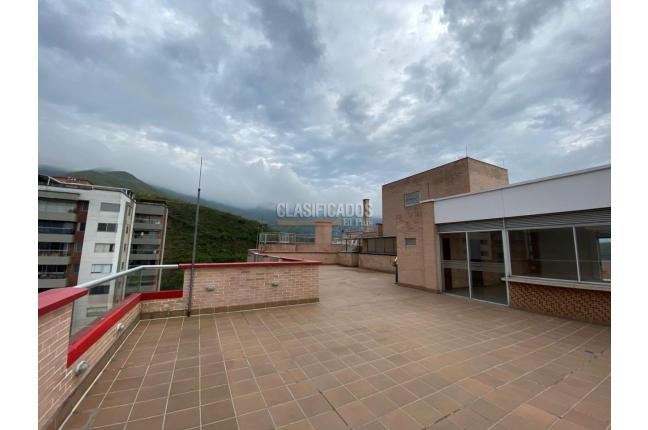 Apartaestudios, Alquiler, Chipichape - $2.400.000