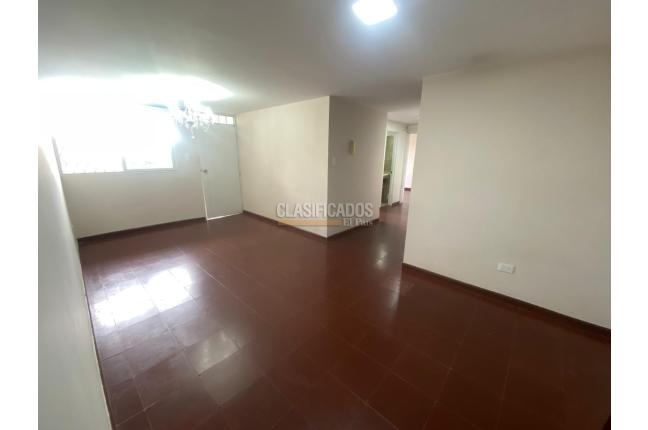 Apartamentos, Alquiler, Colseguros - $1.350.000