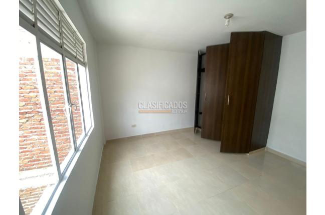 Apartamentos, Alquiler, Colseguros - $1.100.000
