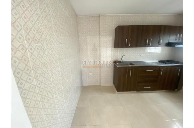 Apartamentos, Alquiler, Colseguros - $1.100.000