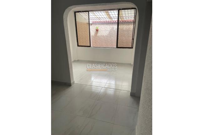 Casas, Alquiler en Camino Real