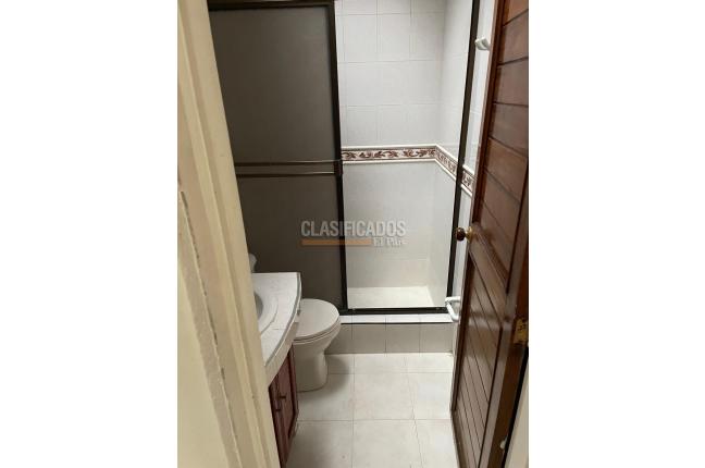 Casas, Alquiler, Camino Real - $2.300.000
