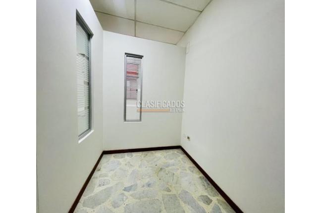 Oficinas y Consultorios, Alquiler, Versalles - $1.850.000