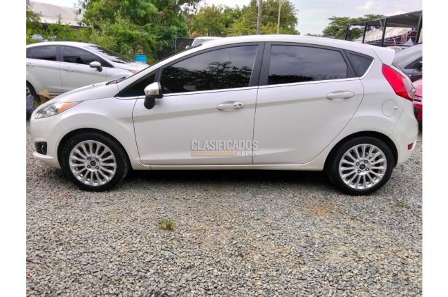 Ford Fiesta 2016 - $41.500.000