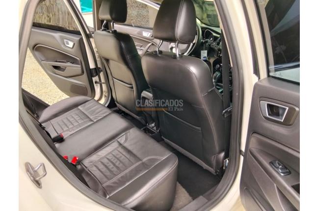 Ford Fiesta 2016 - $41.500.000