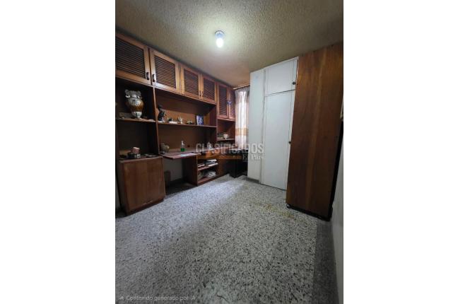 Edificios, Venta en Santa Anita