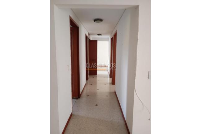 Apartamentos, Venta, Portal de la Estación - $650.000.000
