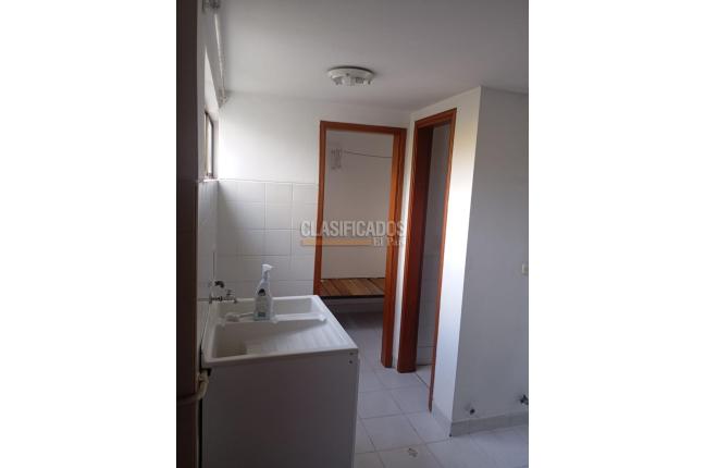 Apartamentos, Venta, Portal de la Estación - $650.000.000