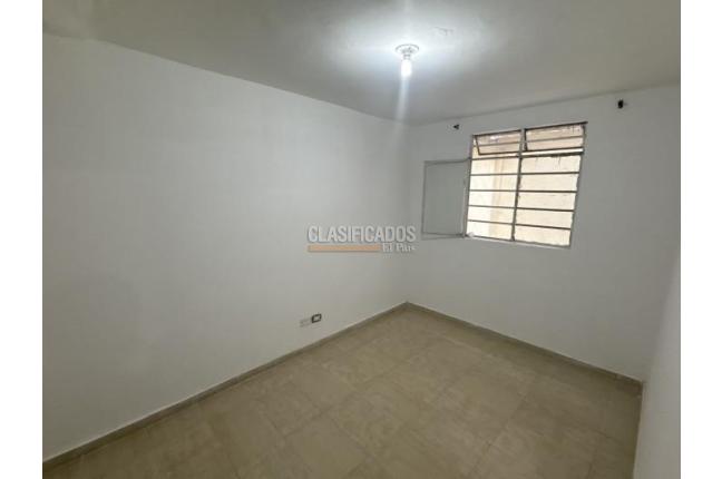 Apartamentos, Alquiler, La Selva - $750.000