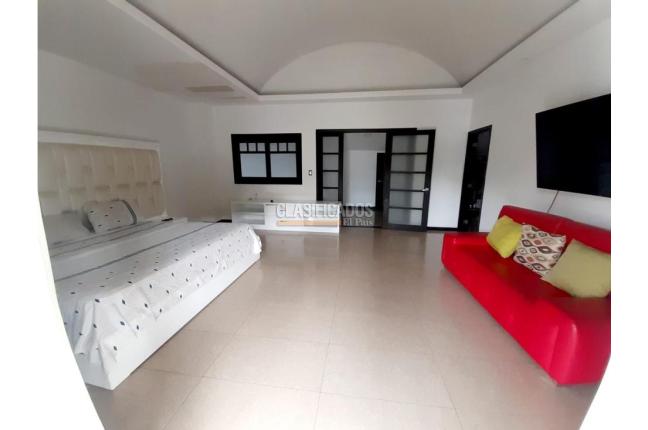 Casas, Venta, La Hacienda - $1.100.000.000