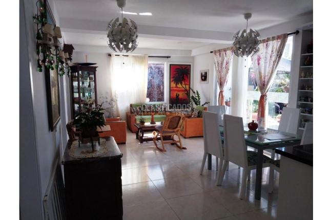 Casas, Venta en Calima (Darién)