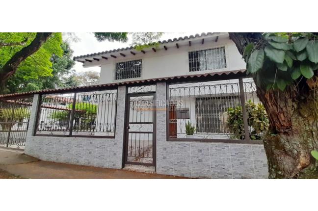Casas, Alquiler, Capri - $5.200.000