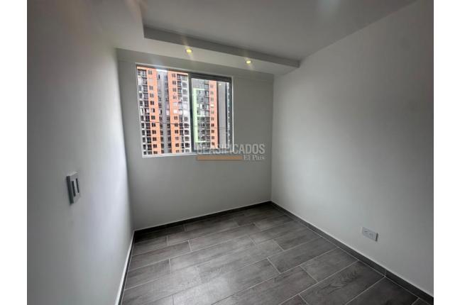 Apartamentos, Alquiler, Madrid - $1.300.000