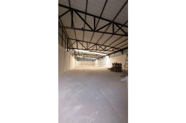 Locales y Bodegas, Alquiler, Pance - $9.000.000