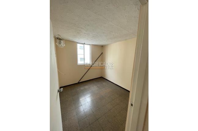 Apartamentos, Venta, Alcázares - $130.000.000