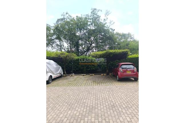 Apartamentos, Venta, Prados del Limonar - $240.000.000