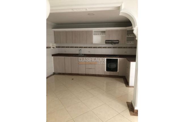 Casas, Alquiler en Santa Anita