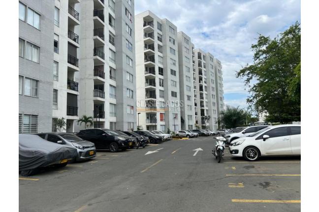 Apartamentos, Alquiler, Kachipay - $1.400.000