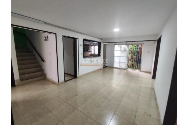 Casas, Venta en Ciudad Capri