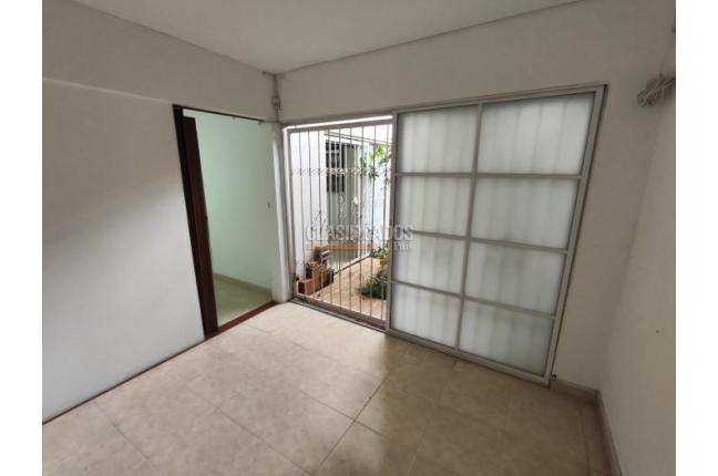 Casas, Venta, Ciudad Capri - $703.400.000