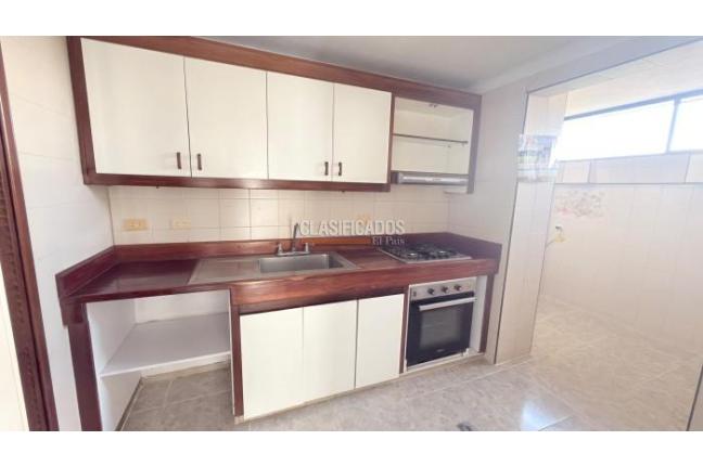 Apartamentos, Venta, Versalles - $380.000.000