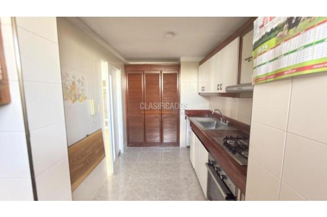 Apartamentos, Venta, Versalles - $380.000.000