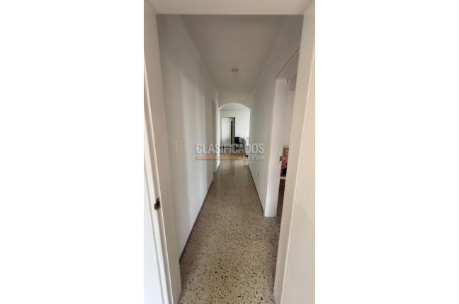 Apartamentos, Venta, Versalles - $380.000.000