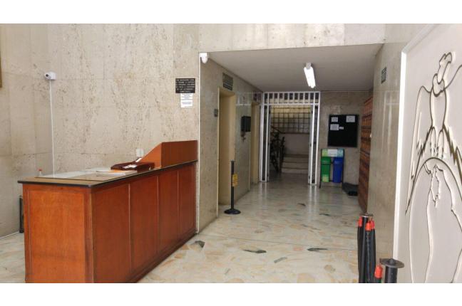 Oficinas y Consultorios, Venta en Ed. Suramericana