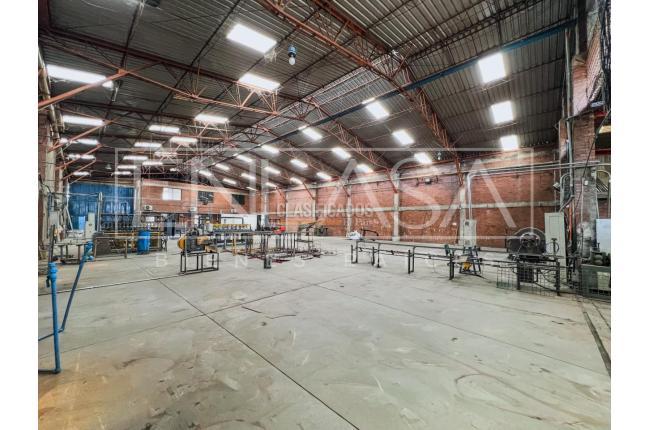 Locales y Bodegas, Venta, Yumbo - $2.400.000.000