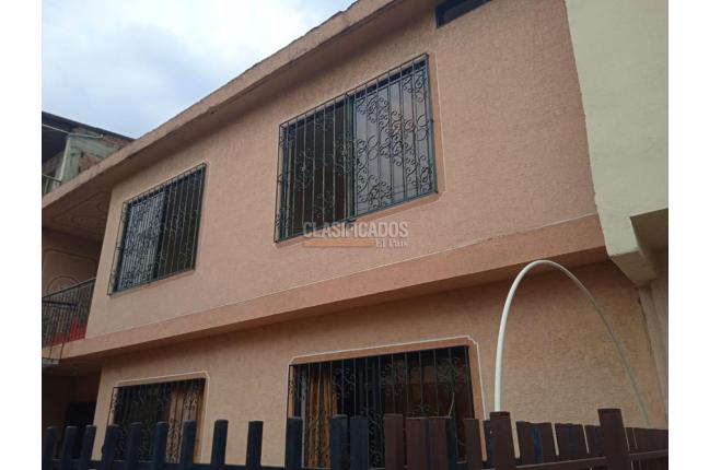 Casas, Alquiler, Salomia - $950.000