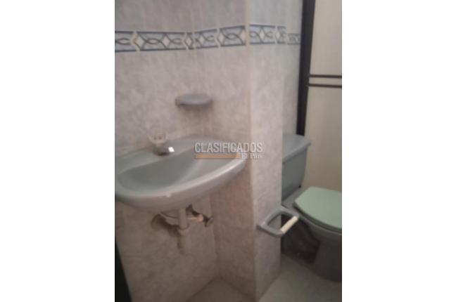 Casas, Alquiler, Salomia - $950.000