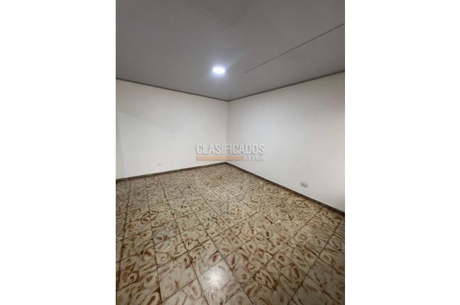 Casas, Alquiler, Villa del Sur - $1.100.000