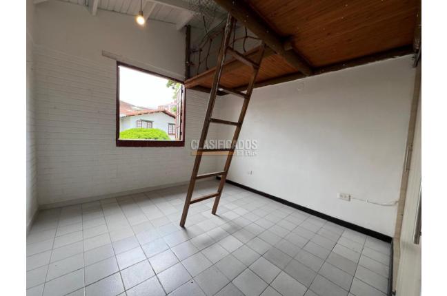 Casas, Venta, Alférez Real - $380.000.000