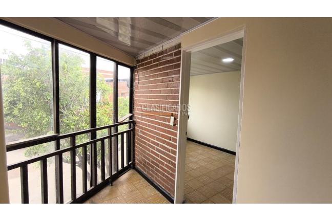 Casas, Venta, Simón Bolívar - $220.000.000