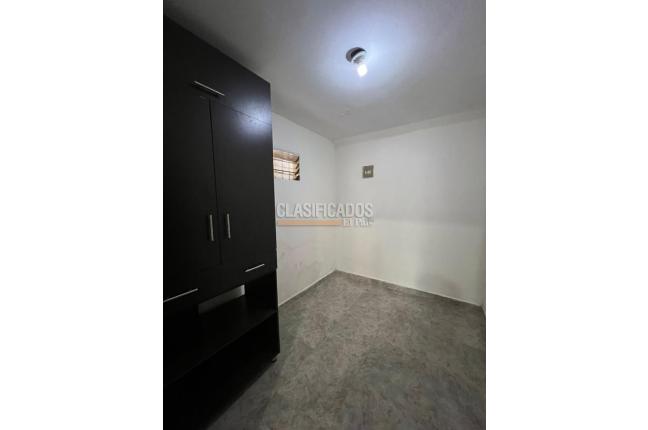 Casas, Alquiler, Flora Industrial - $1.400.000