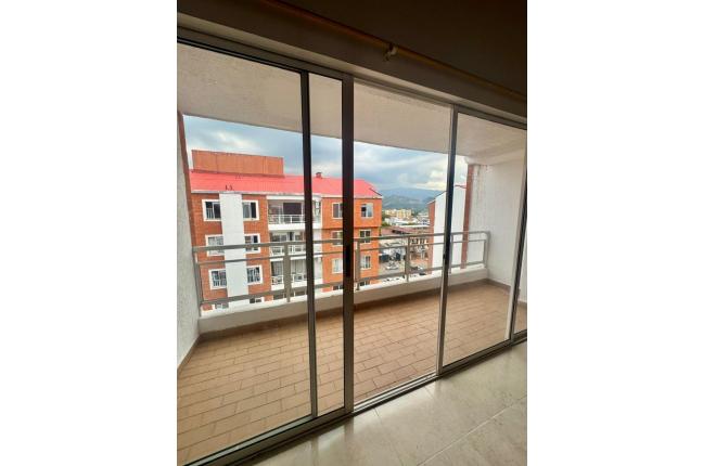 Apartamentos, Venta en Alférez Real