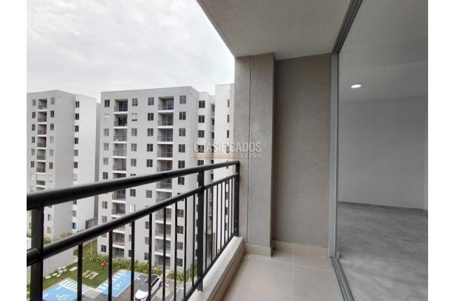 Apartamentos, Alquiler, Yumbo - $1.600.000