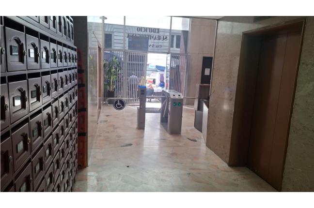 Oficinas y Consultorios, Venta, Ed. Suramericana