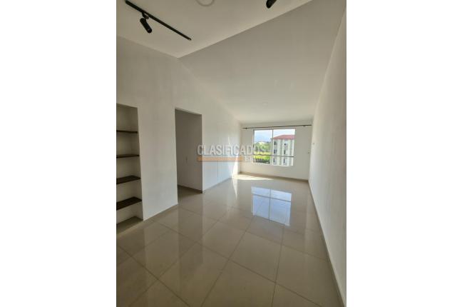 Apartamentos, Alquiler en Prados del Limonar