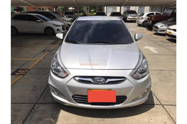 Hyundai i25 2013